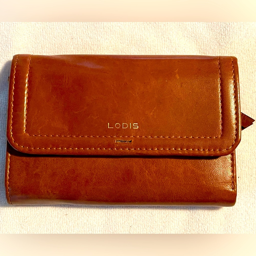 Stunning Lodis Elia Medium Flap Leather Wallet Butter Smooth RFID Protection EUC